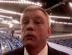 фото - Тедди Атлас встал на защиту Ломаченко: Кто эти люди? Чего они хотят?!