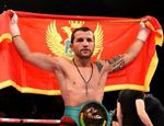 Златичанин взял титул WBC, остановив Мамани