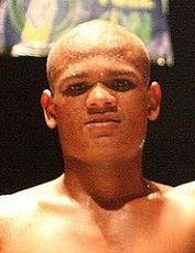 Кейвер Фернандес