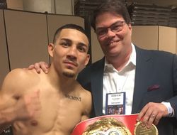 фото - «Нам не оставили денег». У Лопеса жалуются, что 74% призового фонда — у Ломаченко