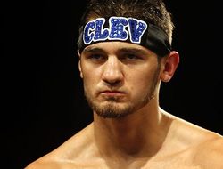 фото - Клеверли ставит на Йоана Пабло Эрнандеса в бою с Александром Алексеевым