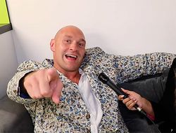 фото - Тайсон Фьюри — Уайту: Я натяну тебя, и ты обделаешься, сортир! 