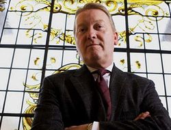 фото - С боем Фьюри–Уайт проблемы? Отвечает Фрэнк Уоррен