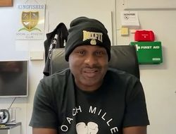 фото - «Реванш будет более близким». Тренер Уайта об Усике и Фьюри