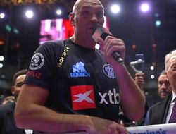 фото - Фьюри побил Махмудова и сразу же бросил вызов Джошуа. Неожиданный ответ AJ