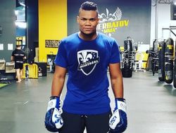 фото - Альварес: Цель в предстоящем бою — снова нокаутировать Сергея Ковалёва