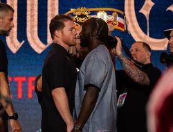 фото - Мегафайт Канело – Кроуфорд. Топ-тренер назвал все факторы