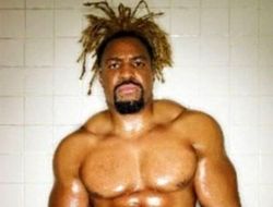 фото - Шеннон Бриггс подерется с Рафаэлем Зумбано Лавом