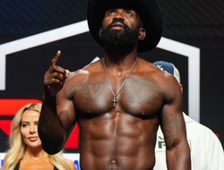 фото - Касанганай уничтожил Полиззи. Результаты PFL 2 2024