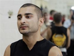 фото - Вахтанг Дарчинян готовится к дебюту в ММА