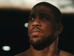 фото - Энтони Джошуа выглядит массивным громилой: видео от DAZN