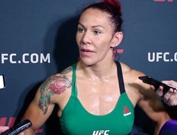 фото - Кристиана Жустино против Холли Холм на UFC 219: официально