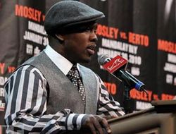 фото - Андре Берто пожелал всего наилучшего Кермиту Синтрону