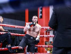 фото - Арсуманян жутко вырубил Надера, шестая победа Батыргазиева: видео