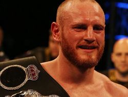 фото - Джордж Гроувз: Никто и ничего Юбэнку не должен, ему меня не победить