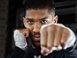 фото - Энтони Джошуа: Легенда Джошуа начнётся с победы над Кличко