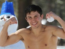 фото - Мэйуэзер: Уорд легко отлупцует Головкина