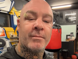 фото - Экс-чемпион мира в супертяжёлом весе простился с рингом