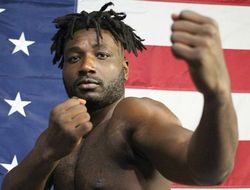 фото - Милтон не смог удосрочить гиганта, зато Нельсон быстро вырубил Балларда