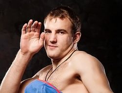 фото - Денис Гольцов и Зумана Сиссе сразятся на «Битве Героев»