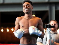 фото - Спенс и Кроуфорд общаются по телефону: говорят о бое, обещают подраться