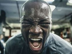 фото - Опасен для общества: Бризил подал в суд на Уайлдера