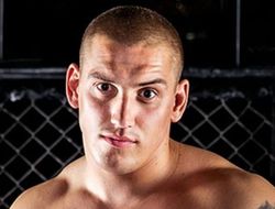фото - Дмитрий Сосновский не дебютирует в UFC в эту субботу