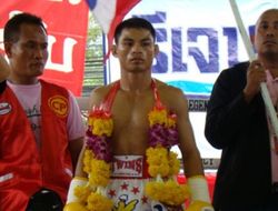 фото - Мэйуэзер напрягся: Менайотин одержал 47-ю победу подряд