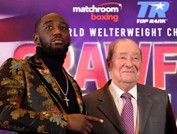 фото - Иск Кроуфорда к Аруму: обнародованы гонорары чемпиона. Его точно обижали?