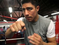 фото - Джесси Варгас: «Скоро Проводников узнает, кто я такой»