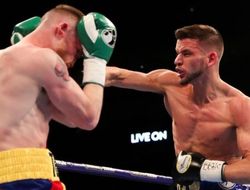 фото - Рокки–стайл: Джеймс Теннисон упал, но затем снёс еврочемпиона Уорда