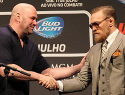 фото - Уайт поговорит с Макгрегором о Нурмагомедове