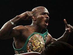 фото - Фотогалерея поединка Тимоти Брэдли и Девона Александера