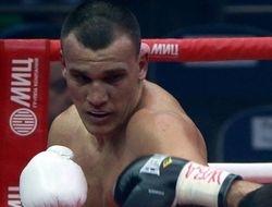 фото - Максим Власов продлил досрочную серию, быстро «грохнув» Викапиту Мероро