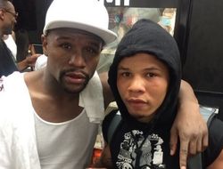 фото - Мэйуэзер объяснил, что делать критикам Жервонты Дэвиса, требующим бой с Ломаченко