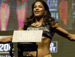 фото - Шок! Аманда Нуньес досрочно проиграла Джулианне Пенья на UFC 269