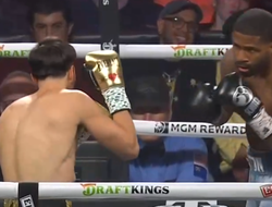 фото - Фултон отобрал титул у Фигероа: видео