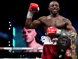 фото - Проспект Азиз удосрочил экс-соперника Канело Альвареса