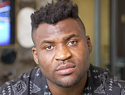 фото - «Если бы Фьюри был честен, он бы сказал это». Нганну обещает разоблачить х***ю