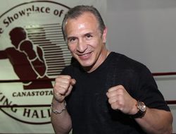 фото - Дэниел Джейкобс побьёт Канело Альвареса — Манчини