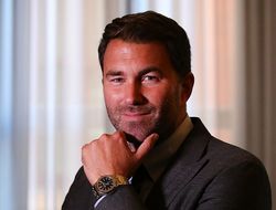 фото - «Деньги вращают эту планету». Эдди Хирн высказался о возможном бое Канело–Усман