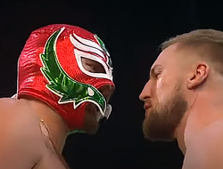 фото - У Фьюри должны забрать титул, если он не «одумается» после боя с Нганну — Валлин