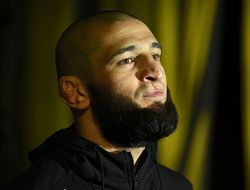 фото - Карьера топ-проспекта UFC Хамзата Чимаева на паузе — его везут в США на лечение