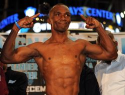 фото - Сакио Бика: «4 апреля побью Стивенсона и стану чемпионом»