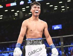 фото - Майки Гарсиа отобрал титул у Сергея Липинца