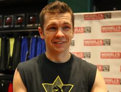 фото - Экс-чемпионы мира Абрил и Форман будут драться 3 июня