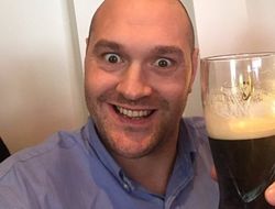 фото - Тайсон Фьюри может вывести Паркера к рингу на бой с Джошуа