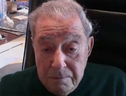 фото - «Договоримся с Усиком за пару часов». Боб Арум о победе на торгах, отступных Джошуа и бое за абсолют