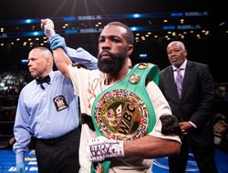 фото - Гэри Расселл защитил титул от посягательств «Короля Туга»