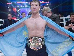 фото - Шавкат Рахмонов задушил Нила Мэгни «гильотиной» на UFC on ESPN 38